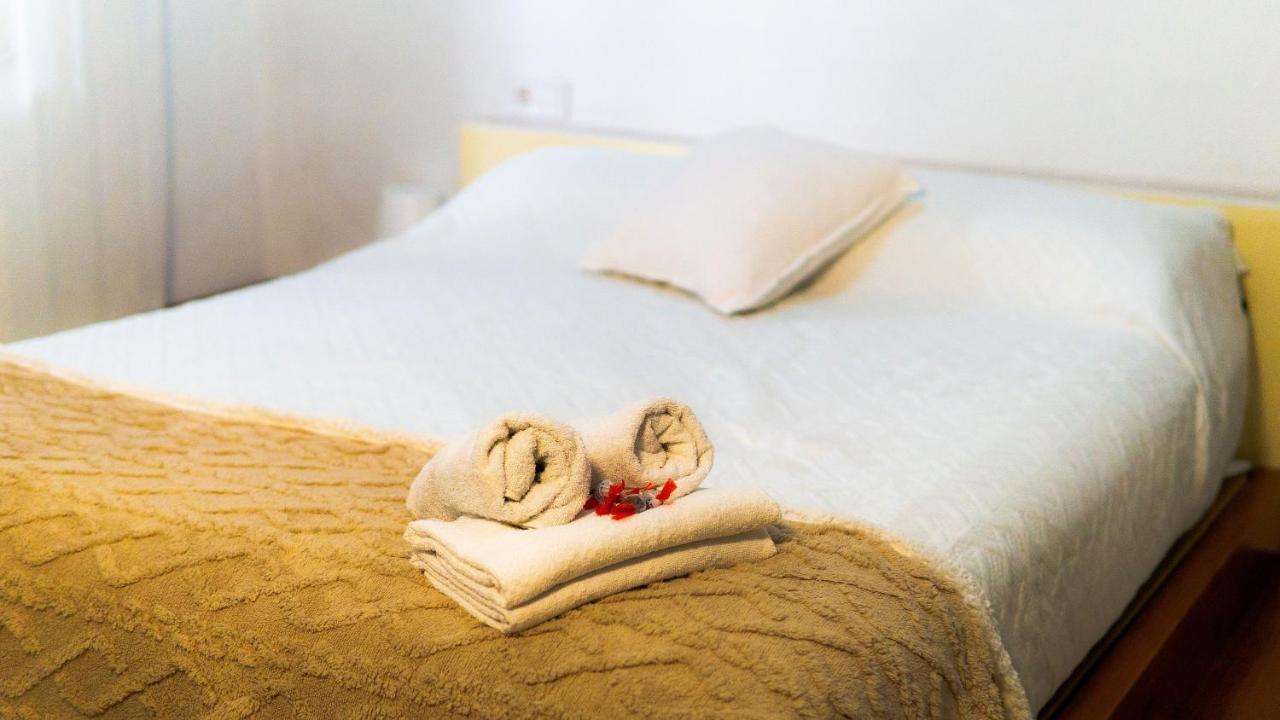 Apartamento Centro Playa Estacion De Tren Málaga Eksteriør billede